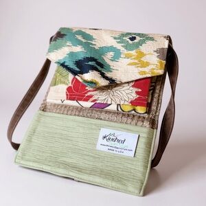 Kindred Spirit Foldover Multi Pocket Boho Shoulder Crossbody Bag